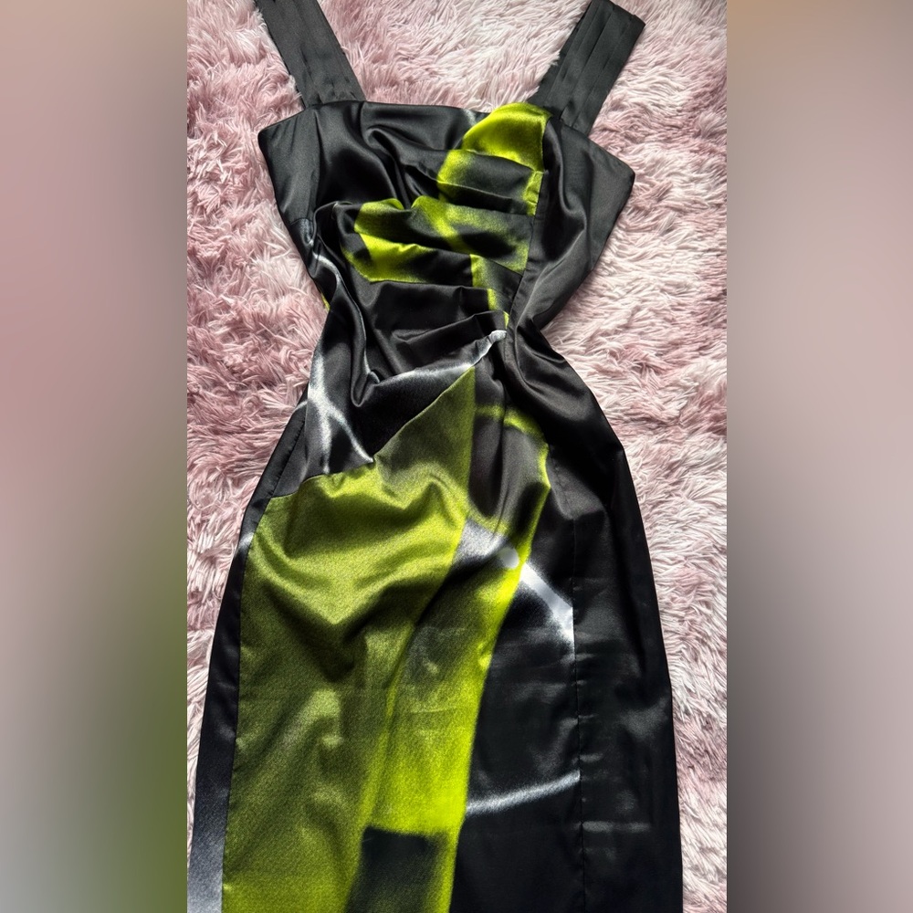 Le Chateau Black and Green Asymmetrical Dress